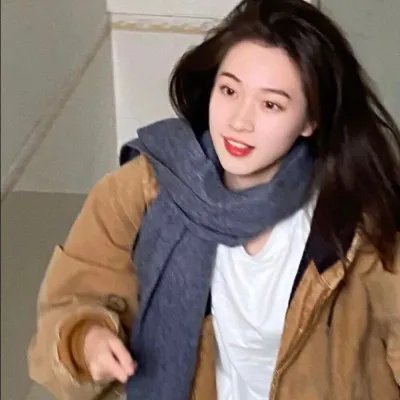 商谍