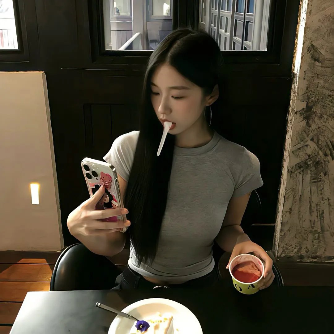 德里克和克莱夫拿到号角